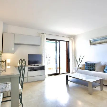 Apartamento Primera Linea Urb Playa Grande מלון *